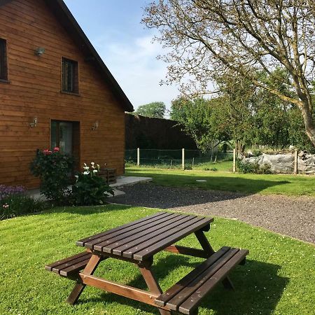 Le Chalet Normand Guilmecourt Экстерьер фото