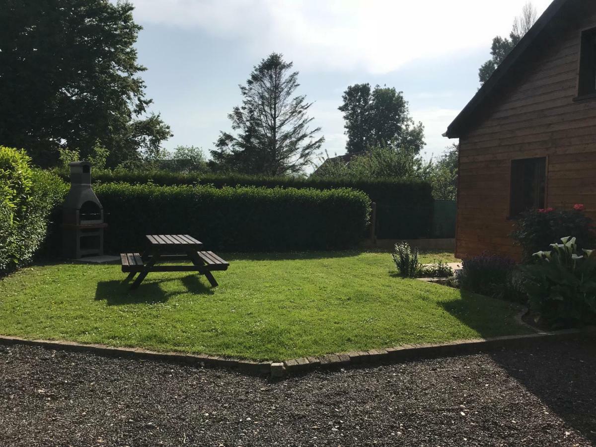 Le Chalet Normand Guilmecourt Экстерьер фото